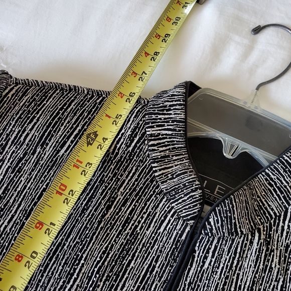 Evening jacket - Picture 6 of 7